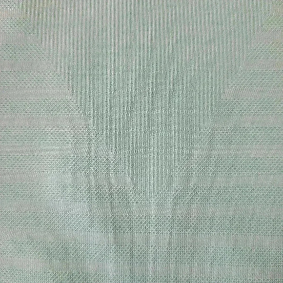 ❤️ New! Tuff  Athletics Active Top Medium Soft Green Seamless Stretch T-shirt - Picture 9 of 11